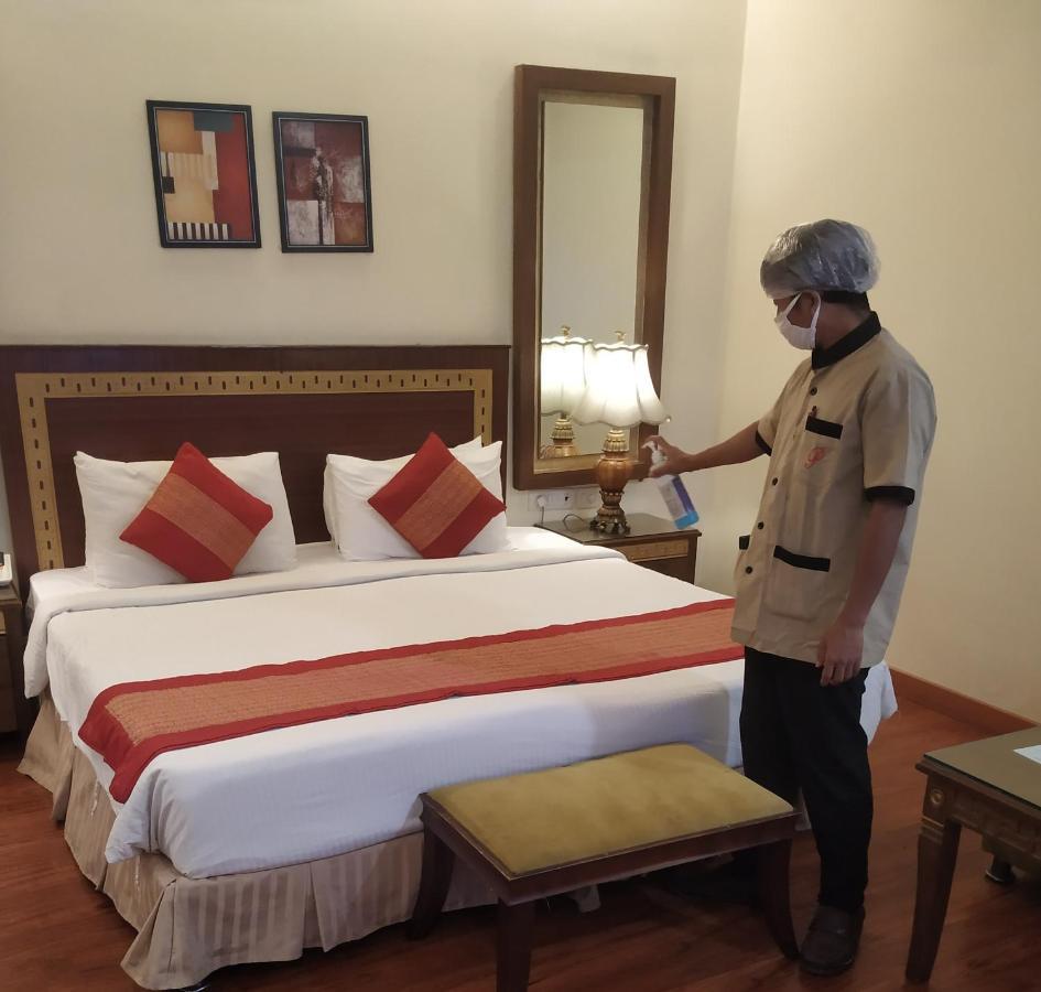 Hotel Picasso Paschim Vihar Delhi - Couple Friendly Local Ids Accepted Eksteriør billede