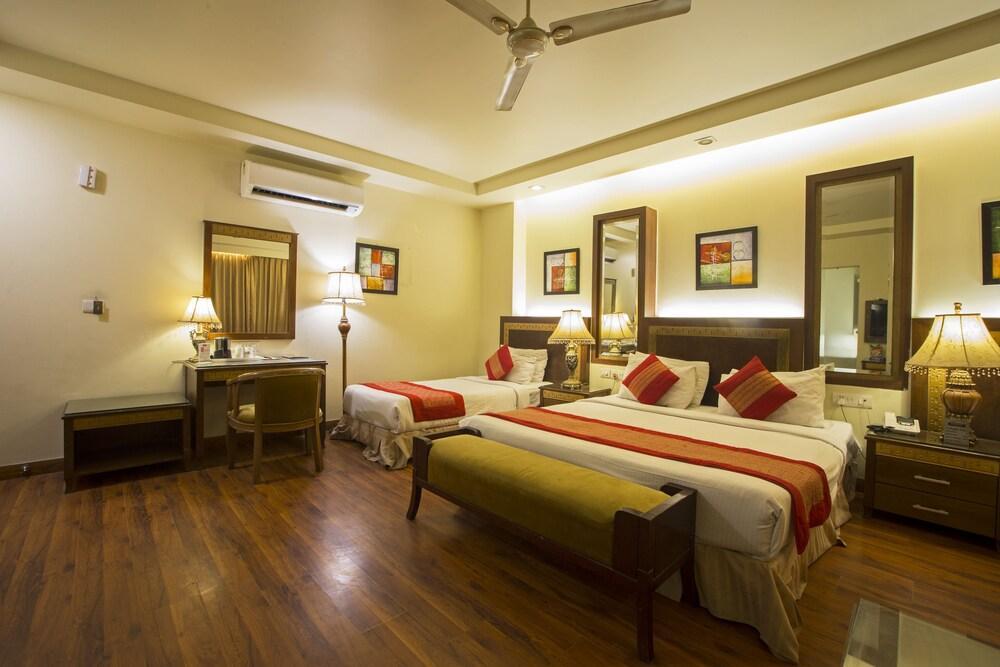 Hotel Picasso Paschim Vihar Delhi - Couple Friendly Local Ids Accepted Eksteriør billede