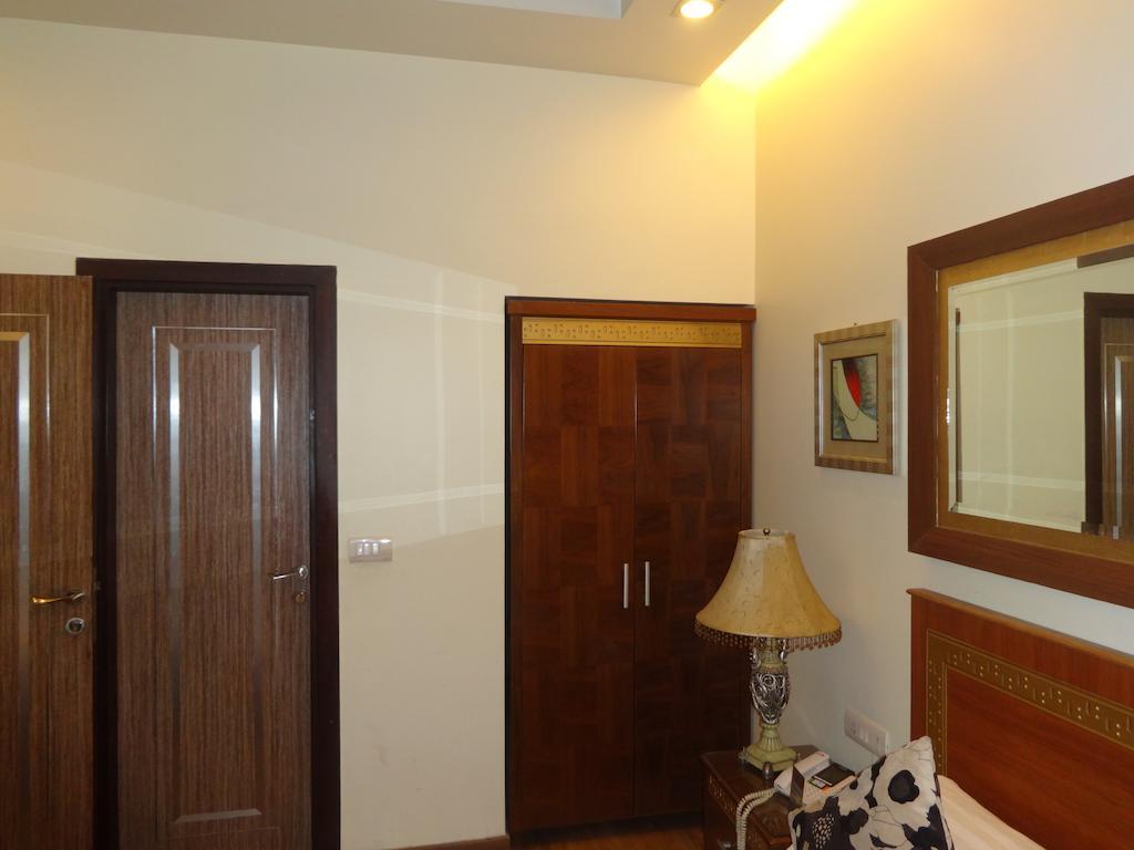Hotel Picasso Paschim Vihar Delhi - Couple Friendly Local Ids Accepted Eksteriør billede