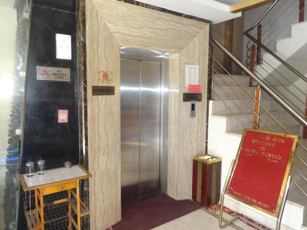 Hotel Picasso Paschim Vihar Delhi - Couple Friendly Local Ids Accepted Eksteriør billede