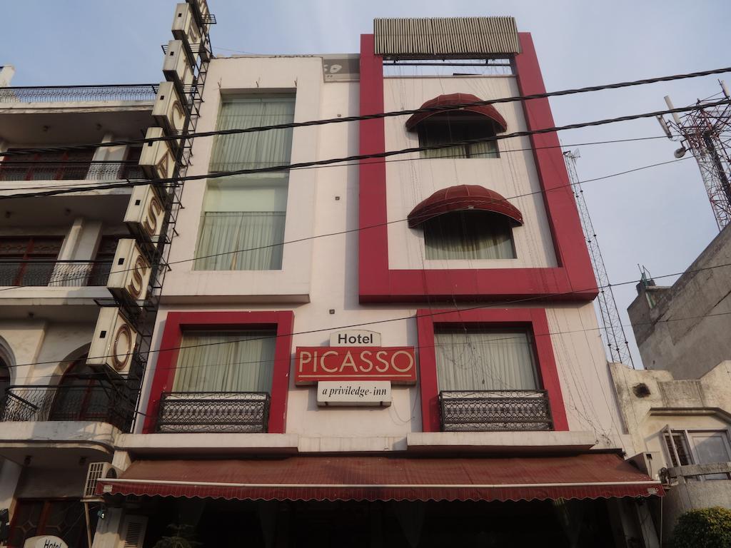 Hotel Picasso Paschim Vihar Delhi - Couple Friendly Local Ids Accepted Eksteriør billede