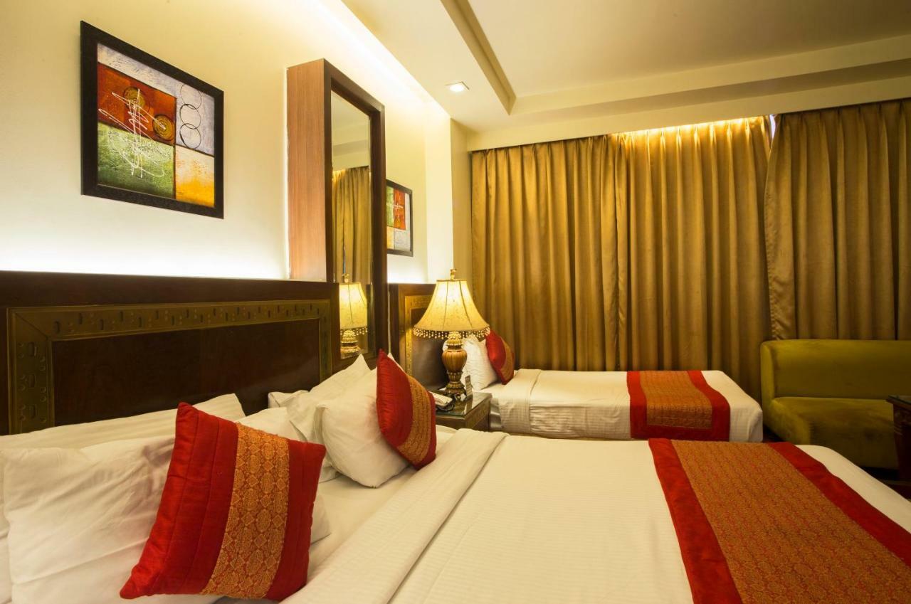 Hotel Picasso Paschim Vihar Delhi - Couple Friendly Local Ids Accepted Eksteriør billede