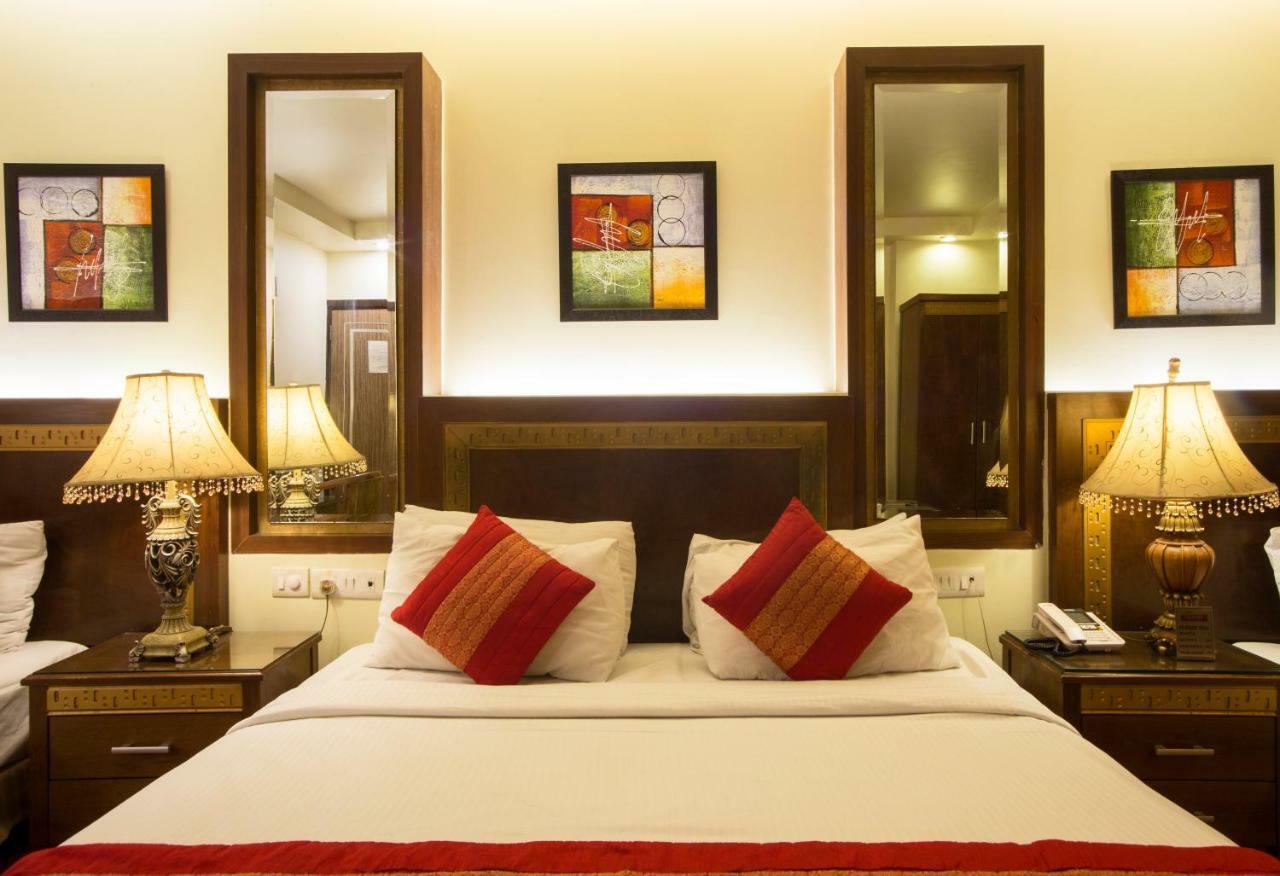 Hotel Picasso Paschim Vihar Delhi - Couple Friendly Local Ids Accepted Eksteriør billede